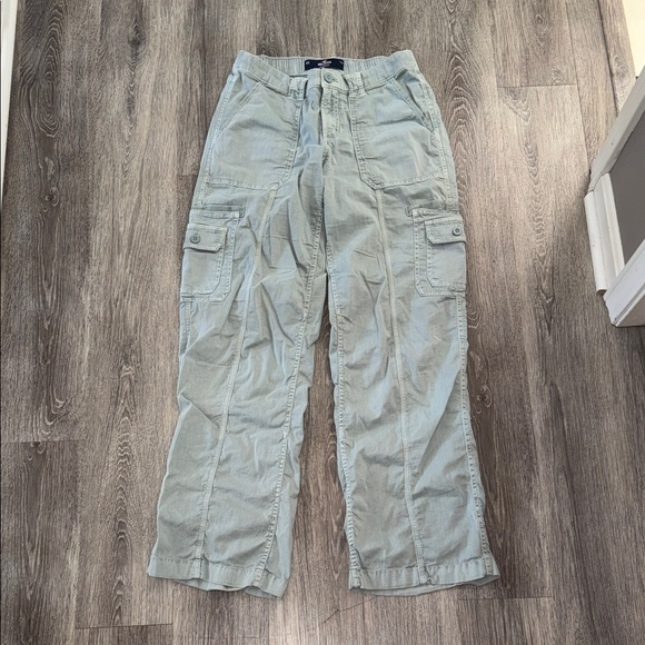 Hollister Pants - Hollister Low Rise Cargo Pants